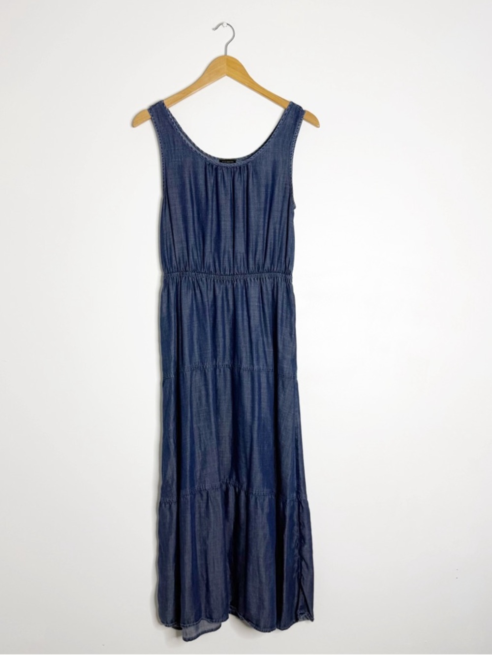 Talbots Tencel Chambray Maxi Dress Tiered Sleeveless Size 4 - Picture 2 of 7
